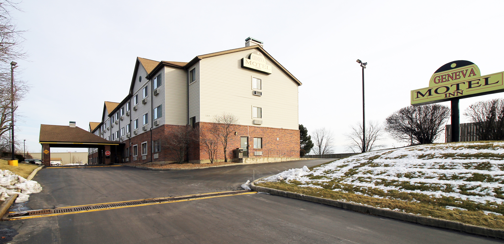 Beautiful Hotel Exterior